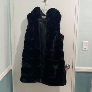 BRND NEW with tag Via Spiga faux fur vest